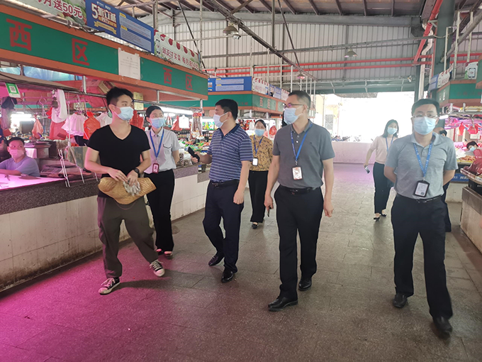 三水区副区长罗俊宇带队开展市场监管领域节前安全检查图片2.png